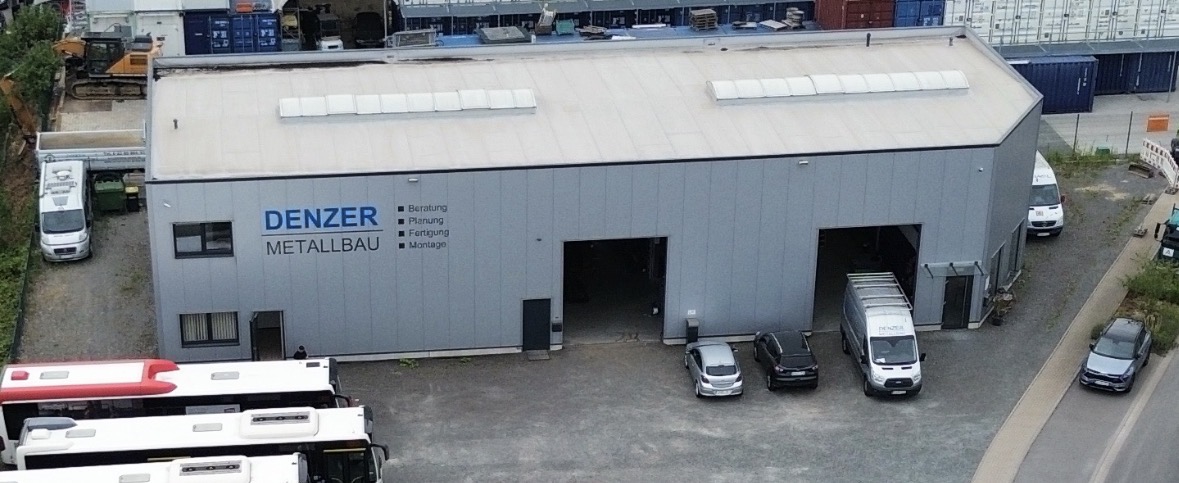 Luftbild des Betriebsgeländes von Denzer Metallbau in Overath